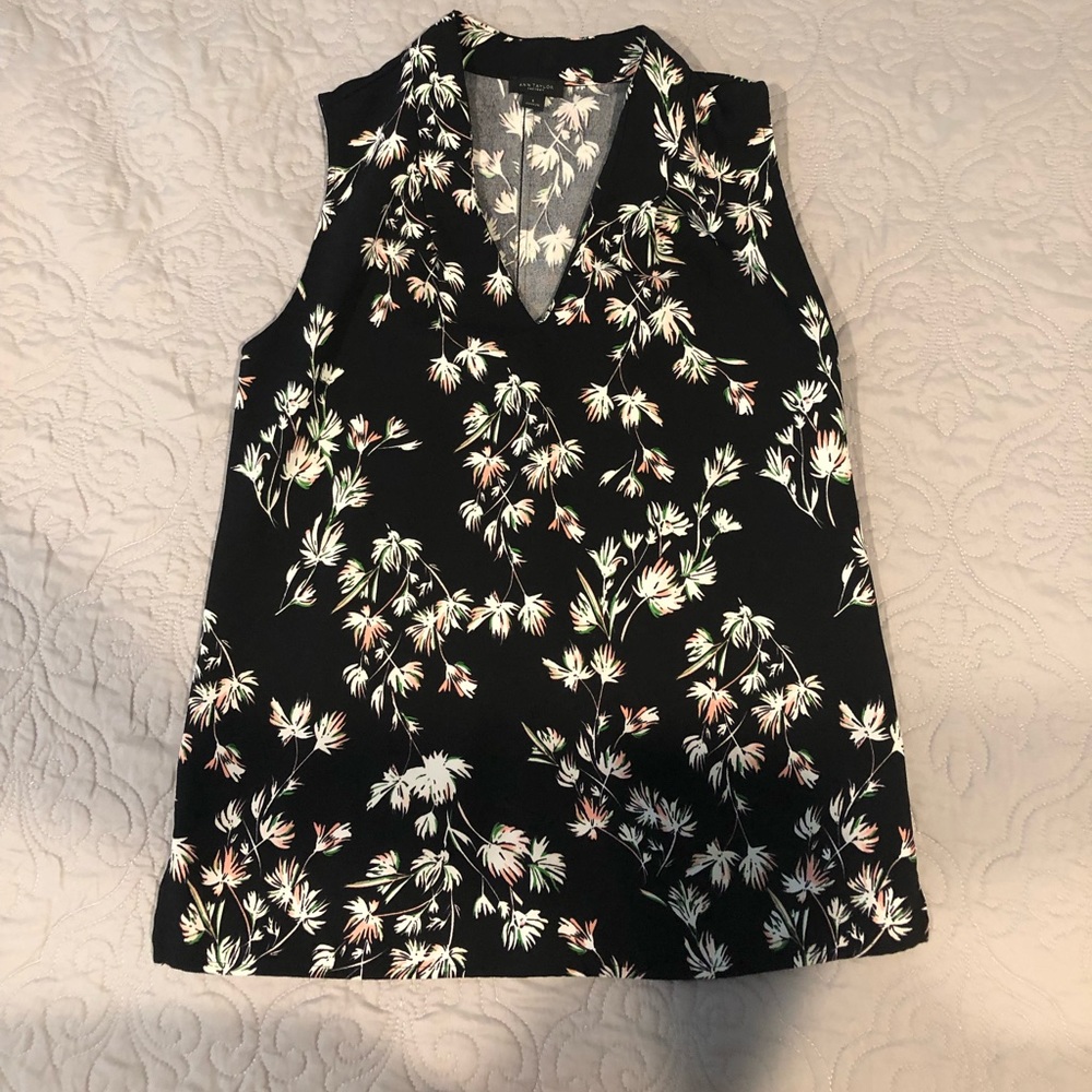 Sleeveless Blouse